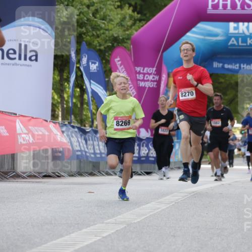 06.09.2026 - CURREX Alsterlauf Yannick Fuchs http://msf.ph/oto/10230108 06.09.2026 11:52:32 Ziel 1020, 1075, 1076, 1139, 8028, 8202, 8269, 8270 meine-sportfotos.de