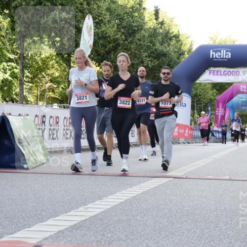 06.09.2026 - CURREX Alsterlauf Yannick Fuchs http://msf.ph/oto/10230148 06.09.2026 11:52:49 Ziel 1061, 1077, 1082, 1310, 1340, 3821, 3822, 8016, 8137 meine-sportfotos.de