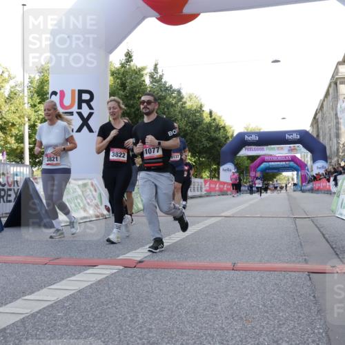 06.09.2026 - CURREX Alsterlauf Yannick Fuchs http://msf.ph/oto/10230153 06.09.2026 11:52:52 Ziel 1061, 1077, 1082, 1340, 3821, 3822, 8016, 8137 meine-sportfotos.de