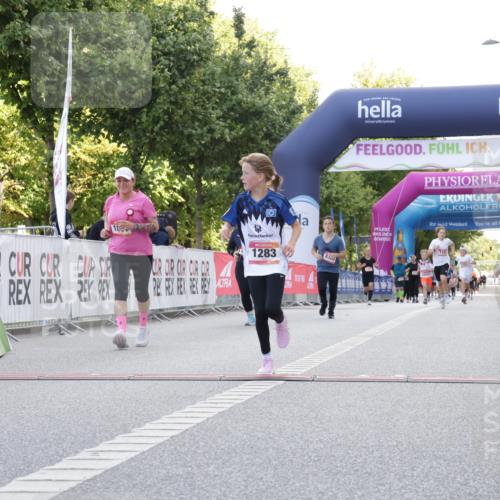 06.09.2026 - CURREX Alsterlauf Yannick Fuchs http://msf.ph/oto/10230159 06.09.2026 11:52:57 Ziel 1001, 1061, 1077, 1283, 1340, 3821, 3822, 8016, 8137, 8300 meine-sportfotos.de
