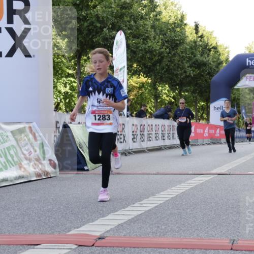 06.09.2026 - CURREX Alsterlauf Yannick Fuchs http://msf.ph/oto/10230163 06.09.2026 11:52:59 Ziel 1001, 1040, 1061, 1184, 1283, 1293, 4802, 8016, 8300 meine-sportfotos.de