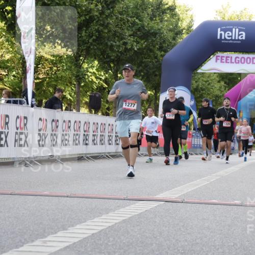 06.09.2026 - CURREX Alsterlauf Yannick Fuchs http://msf.ph/oto/10230203 06.09.2026 11:53:14 Ziel 1034, 1202, 8155 meine-sportfotos.de