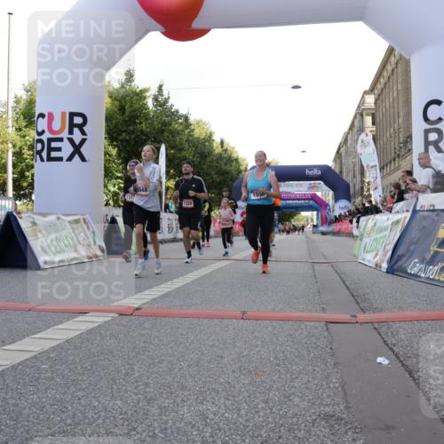 06.09.2026 - CURREX Alsterlauf Yannick Fuchs http://msf.ph/oto/10230231 06.09.2026 11:53:21 Ziel 1026, 1034, 1095, 1096, 1114, 1115, 1130, 1317, 1329, 8046, 8048 meine-sportfotos.de
