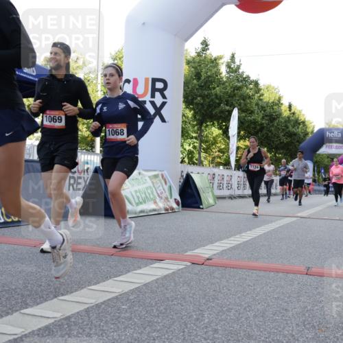 06.09.2026 - CURREX Alsterlauf Yannick Fuchs http://msf.ph/oto/10230327 06.09.2026 11:53:53 Ziel 1006, 1037, 1038, 1057, 1068, 1069, 1124, 1213, 1223, 1298, 1305 meine-sportfotos.de