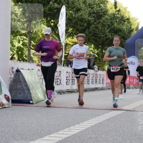 06.09.2026 - CURREX Alsterlauf Yannick Fuchs http://msf.ph/oto/10230344 06.09.2026 11:54:00 Ziel 1006, 1018, 1098, 1124, 1150, 1223, 1267, 1291, 1298, 1305, 8139, 8245 meine-sportfotos.de