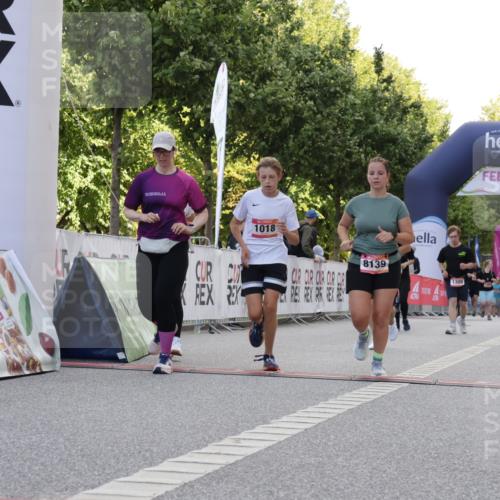 06.09.2026 - CURREX Alsterlauf Yannick Fuchs http://msf.ph/oto/10230345 06.09.2026 11:54:00 Ziel 1006, 1018, 1098, 1124, 1150, 1223, 1267, 1291, 1298, 1305, 8139, 8245 meine-sportfotos.de