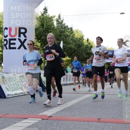 06.09.2026 - CURREX Alsterlauf Yannick Fuchs http://msf.ph/oto/10230427 06.09.2026 11:54:27 Ziel 1078, 1086, 1104, 1151, 1191, 1332, 1339, 8185, 8239, 8240 meine-sportfotos.de