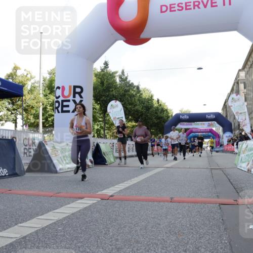 06.09.2026 - CURREX Alsterlauf Yannick Fuchs http://msf.ph/oto/10230474 06.09.2026 11:54:38 Ziel 1012, 1017, 1019, 1031, 1122, 1168, 1185, 1191, 1251, 1289, 1290, 1325, 1328, 1331 meine-sportfotos.de