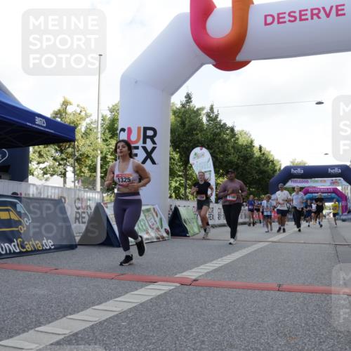 06.09.2026 - CURREX Alsterlauf Yannick Fuchs http://msf.ph/oto/10230476 06.09.2026 11:54:38 Ziel 1012, 1017, 1019, 1031, 1122, 1168, 1185, 1191, 1251, 1289, 1290, 1325, 1328, 1331 meine-sportfotos.de