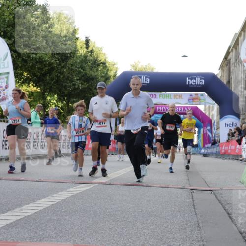 06.09.2026 - CURREX Alsterlauf Yannick Fuchs http://msf.ph/oto/10230478 06.09.2026 11:54:40 Ziel 1012, 1017, 1019, 1031, 1101, 1122, 1168, 1185, 1222, 1251, 1260, 1280, 1289, 1290, 1325, 1328, 1331 meine-sportfotos.de