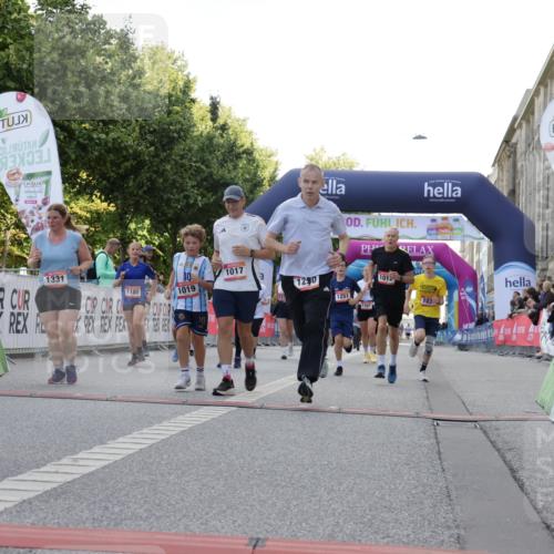 06.09.2026 - CURREX Alsterlauf Yannick Fuchs http://msf.ph/oto/10230479 06.09.2026 11:54:40 Ziel 1012, 1017, 1019, 1031, 1101, 1122, 1168, 1185, 1222, 1251, 1260, 1280, 1289, 1290, 1325, 1328, 1331 meine-sportfotos.de