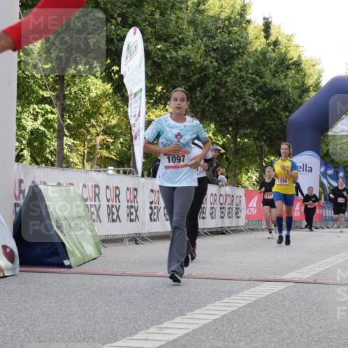 06.09.2026 - CURREX Alsterlauf Yannick Fuchs http://msf.ph/oto/10230521 06.09.2026 11:54:54 Ziel 1097, 1134, 1140, 1145, 1238, 1247, 1272, 1275, 1276 meine-sportfotos.de