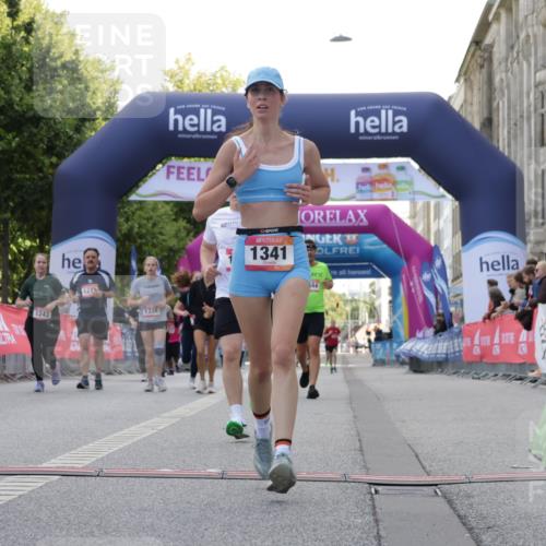 06.09.2026 - CURREX Alsterlauf Yannick Fuchs http://msf.ph/oto/10230560 06.09.2026 11:55:10 Ziel 1073, 1141, 1147, 1170, 1196, 1245, 1278, 1307, 1341, 8344 meine-sportfotos.de