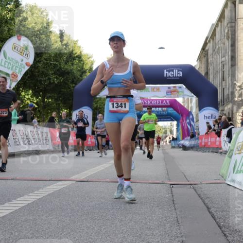 06.09.2026 - CURREX Alsterlauf Yannick Fuchs http://msf.ph/oto/10230564 06.09.2026 11:55:10 Ziel 1073, 1141, 1147, 1170, 1196, 1245, 1278, 1307, 1341, 8344 meine-sportfotos.de