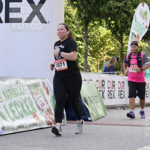 06.09.2026 - CURREX Alsterlauf Yannick Fuchs http://msf.ph/oto/10230610 06.09.2026 11:55:24 Ziel 1030, 1033, 1071, 1087, 1183, 1233, 1273, 1337, 1338, 8136 meine-sportfotos.de