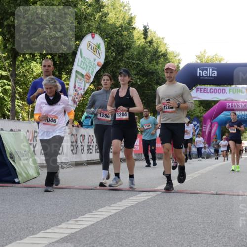 06.09.2026 - CURREX Alsterlauf Yannick Fuchs http://msf.ph/oto/10230640 06.09.2026 11:55:40 Ziel 1005, 1046, 1155, 1156, 1203, 1234, 1265, 1284, 1285, 1286, 1288, 1326 meine-sportfotos.de