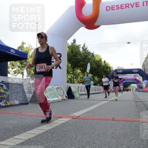 06.09.2026 - CURREX Alsterlauf Yannick Fuchs http://msf.ph/oto/10230650 06.09.2026 11:55:44 Ziel 1004, 1005, 1046, 1203, 1234, 1284, 1285, 1286, 1288, 1296, 1326 meine-sportfotos.de