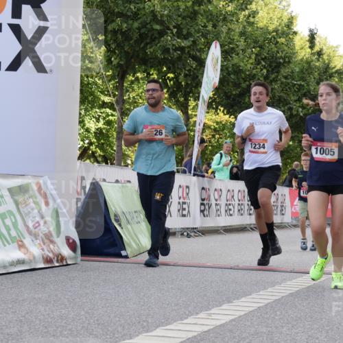 06.09.2026 - CURREX Alsterlauf Yannick Fuchs http://msf.ph/oto/10230651 06.09.2026 11:55:45 Ziel 1004, 1005, 1046, 1203, 1234, 1284, 1285, 1286, 1288, 1296, 1326 meine-sportfotos.de