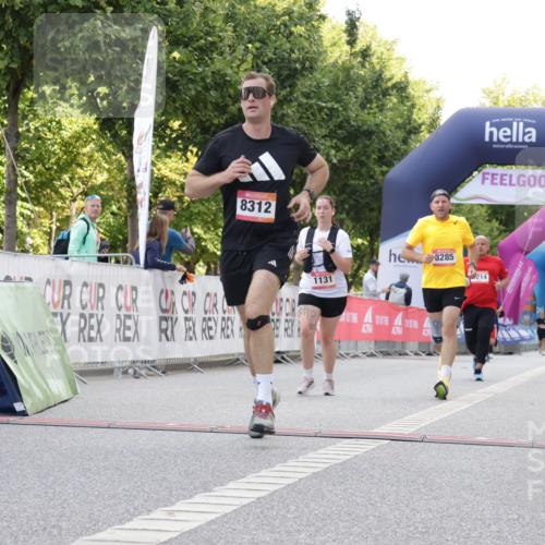 06.09.2026 - CURREX Alsterlauf Yannick Fuchs http://msf.ph/oto/10230715 06.09.2026 11:56:09 Ziel 1131, 1162, 1214, 1320, 8103, 8285, 8312 meine-sportfotos.de