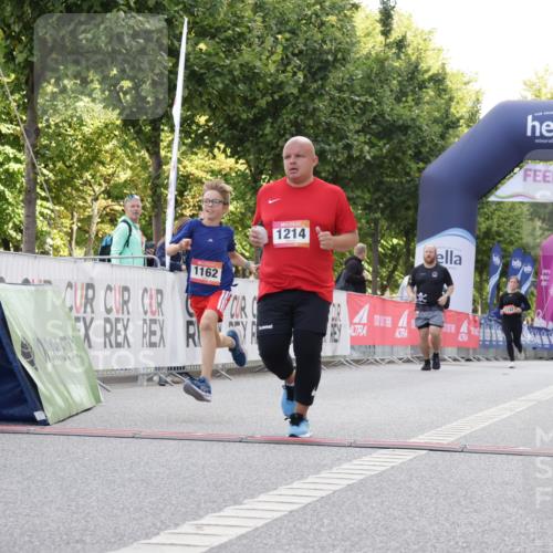 06.09.2026 - CURREX Alsterlauf Yannick Fuchs http://msf.ph/oto/10230731 06.09.2026 11:56:13 Ziel 1131, 1162, 1214, 8285, 8312 meine-sportfotos.de