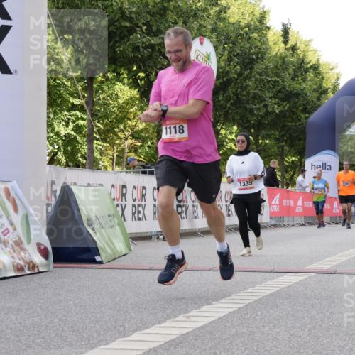 06.09.2026 - CURREX Alsterlauf Yannick Fuchs http://msf.ph/oto/10230794 06.09.2026 11:56:39 Ziel 1035, 1118, 1144, 1172, 1335 meine-sportfotos.de