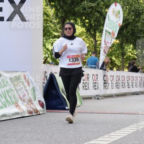 06.09.2026 - CURREX Alsterlauf Yannick Fuchs http://msf.ph/oto/10230798 06.09.2026 11:56:41 Ziel 1118, 1144, 1172, 1335 meine-sportfotos.de