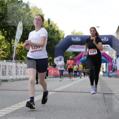 06.09.2026 - CURREX Alsterlauf Yannick Fuchs http://msf.ph/oto/10230864 06.09.2026 11:56:59 Ziel 1055, 1148, 1171, 1248, 1257, 1282, 1292, 8098, 8325, 8326 meine-sportfotos.de