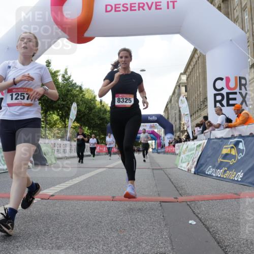 06.09.2026 - CURREX Alsterlauf Yannick Fuchs http://msf.ph/oto/10230886 06.09.2026 11:57:00 Ziel 1055, 1148, 1171, 1248, 1257, 1282, 1292, 8098, 8284, 8325, 8326 meine-sportfotos.de