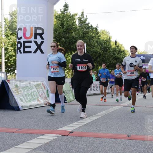 06.09.2026 - CURREX Alsterlauf Yannick Fuchs http://msf.ph/oto/10230900 06.09.2026 11:54:27 Ziel 1078, 1086, 1104, 1151, 1191, 1332, 1339, 8185, 8239, 8240 meine-sportfotos.de