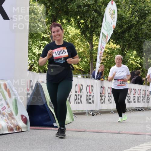 06.09.2026 - CURREX Alsterlauf Yannick Fuchs http://msf.ph/oto/10230915 06.09.2026 11:57:01 Ziel 1055, 1148, 1171, 1248, 1257, 1282, 1292, 8098, 8284, 8325, 8326 meine-sportfotos.de