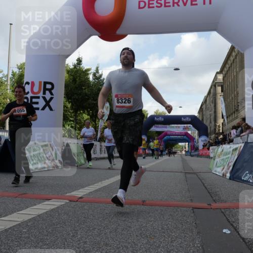 06.09.2026 - CURREX Alsterlauf Yannick Fuchs http://msf.ph/oto/10230952 06.09.2026 11:57:03 Ziel 1055, 1171, 1248, 1257, 1282, 1292, 8284, 8325, 8326 meine-sportfotos.de