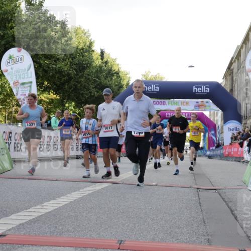 06.09.2026 - CURREX Alsterlauf Yannick Fuchs http://msf.ph/oto/10230964 06.09.2026 11:54:40 Ziel 1012, 1017, 1019, 1031, 1101, 1122, 1168, 1185, 1222, 1251, 1260, 1280, 1289, 1290, 1325, 1328, 1331 meine-sportfotos.de