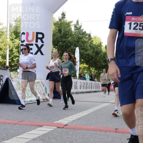 06.09.2026 - CURREX Alsterlauf Yannick Fuchs http://msf.ph/oto/10230997 06.09.2026 11:54:47 Ziel 1012, 1017, 1019, 1031, 1060, 1101, 1140, 1145, 1185, 1222, 1231, 1247, 1251, 1260, 1270, 1272, 1275, 1276, 1280, 1290, 1331 meine-sportfotos.de