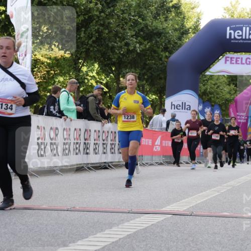 06.09.2026 - CURREX Alsterlauf Yannick Fuchs http://msf.ph/oto/10231015 06.09.2026 11:54:55 Ziel 1097, 1134, 1140, 1145, 1177, 1238, 1247, 1275, 1276 meine-sportfotos.de