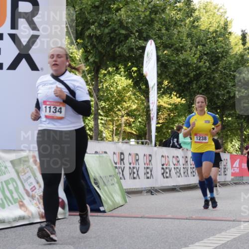 06.09.2026 - CURREX Alsterlauf Yannick Fuchs http://msf.ph/oto/10231022 06.09.2026 11:54:56 Ziel 1097, 1134, 1140, 1177, 1238, 1247, 1275, 1276 meine-sportfotos.de