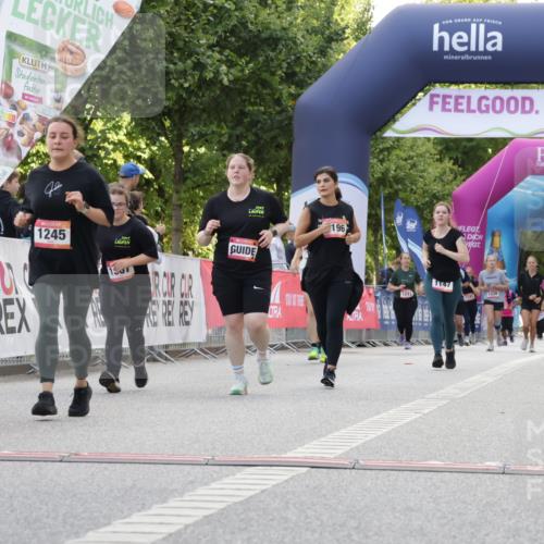 06.09.2026 - CURREX Alsterlauf Yannick Fuchs http://msf.ph/oto/10231045 06.09.2026 11:55:02 Ziel 1013, 1134, 1177, 1196, 1238, 1245, 1307 meine-sportfotos.de