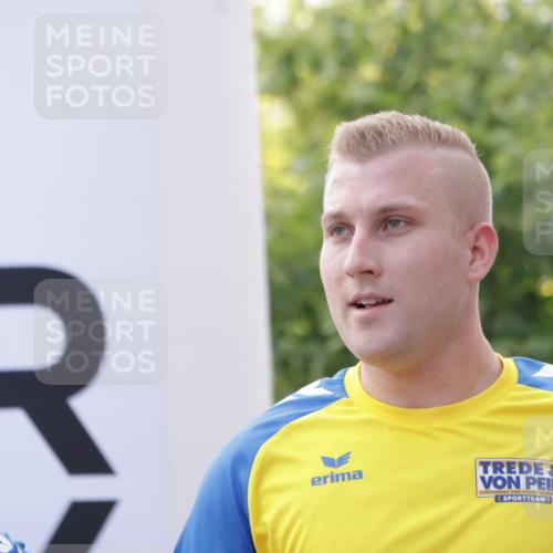 06.09.2026 - CURREX Alsterlauf Yannick Fuchs http://msf.ph/oto/10231057 06.09.2026 11:57:12 Ziel 1067, 1228, 1229, 1345, 1346, 8138, 8284 meine-sportfotos.de