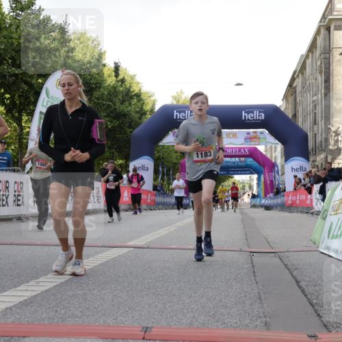 06.09.2026 - CURREX Alsterlauf Yannick Fuchs http://msf.ph/oto/10231099 06.09.2026 11:55:18 Ziel 1071, 1073, 1087, 1141, 1183, 1243, 1273, 1278, 1338, 8344 meine-sportfotos.de