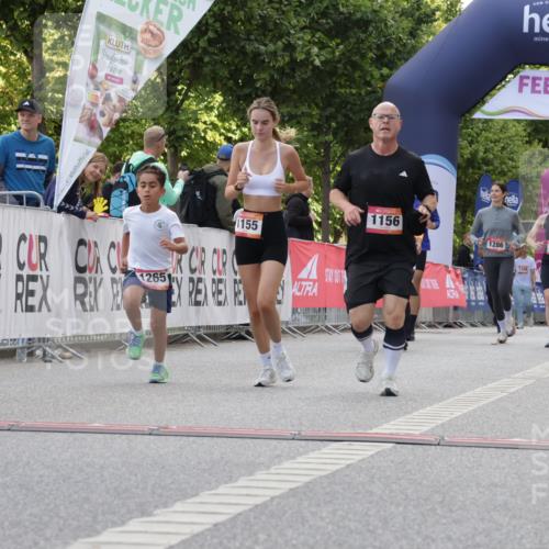 06.09.2026 - CURREX Alsterlauf Yannick Fuchs http://msf.ph/oto/10231136 06.09.2026 11:55:33 Ziel 1030, 1033, 1155, 1156, 1265, 1337, 8136 meine-sportfotos.de