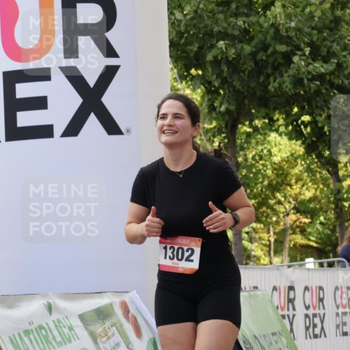 06.09.2026 - CURREX Alsterlauf Yannick Fuchs http://msf.ph/oto/10231177 06.09.2026 11:57:29 Ziel 1154, 1174, 1193, 1302 meine-sportfotos.de