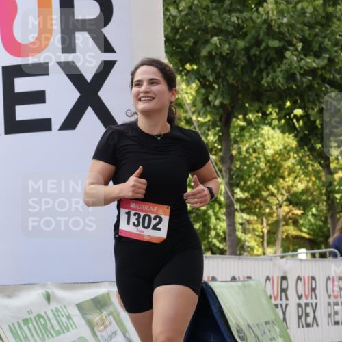 06.09.2026 - CURREX Alsterlauf Yannick Fuchs http://msf.ph/oto/10231182 06.09.2026 11:57:29 Ziel 1154, 1174, 1193, 1302 meine-sportfotos.de