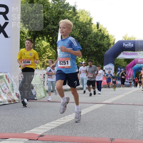 06.09.2026 - CURREX Alsterlauf Yannick Fuchs http://msf.ph/oto/10231203 06.09.2026 11:55:55 Ziel 1072, 1109, 1110, 1149, 1296, 1299, 1344, 8042, 8251, 8346 meine-sportfotos.de