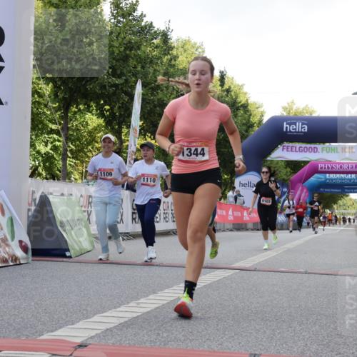 06.09.2026 - CURREX Alsterlauf Yannick Fuchs http://msf.ph/oto/10231216 06.09.2026 11:55:59 Ziel 1072, 1109, 1110, 1149, 1299, 1344, 8042, 8103, 8251, 8346 meine-sportfotos.de
