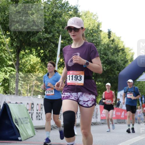 06.09.2026 - CURREX Alsterlauf Yannick Fuchs http://msf.ph/oto/10231227 06.09.2026 11:57:33 Ziel 1154, 1174, 1187, 1188, 1193, 1302, 2484 meine-sportfotos.de
