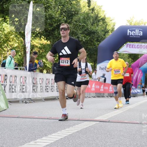 06.09.2026 - CURREX Alsterlauf Yannick Fuchs http://msf.ph/oto/10231247 06.09.2026 11:56:09 Ziel 1131, 1162, 1214, 1320, 8103, 8285, 8312 meine-sportfotos.de