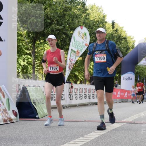 06.09.2026 - CURREX Alsterlauf Yannick Fuchs http://msf.ph/oto/10231298 06.09.2026 11:57:37 Ziel 1174, 1187, 1188, 1193, 2484 meine-sportfotos.de