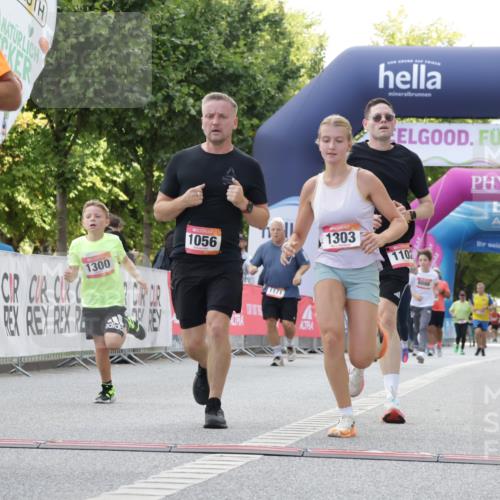 06.09.2026 - CURREX Alsterlauf Yannick Fuchs http://msf.ph/oto/10231360 06.09.2026 11:56:48 Ziel 1056, 1102, 1300, 1303, 1335, 1336, 6390 meine-sportfotos.de