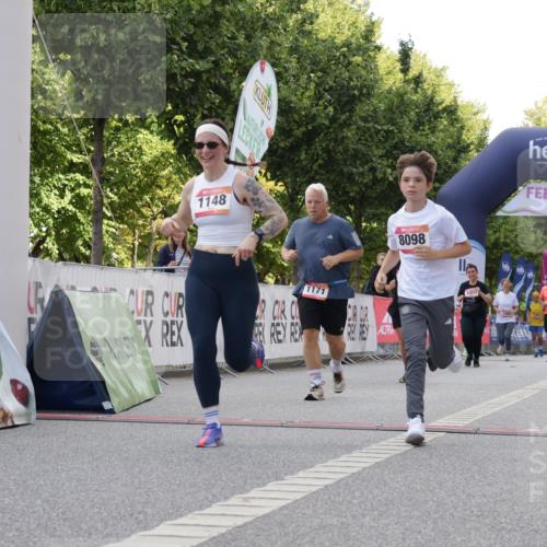 06.09.2026 - CURREX Alsterlauf Yannick Fuchs http://msf.ph/oto/10231383 06.09.2026 11:56:54 Ziel 1056, 1102, 1148, 1171, 1248, 1257, 1300, 1303, 1336, 6390, 8098, 8325 meine-sportfotos.de