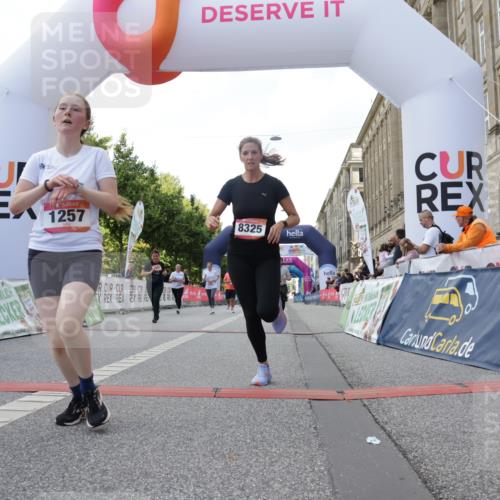 06.09.2026 - CURREX Alsterlauf Yannick Fuchs http://msf.ph/oto/10231404 06.09.2026 11:56:59 Ziel 1055, 1148, 1171, 1248, 1257, 1282, 1292, 8098, 8325, 8326 meine-sportfotos.de