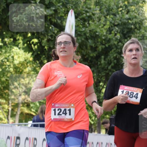 06.09.2026 - CURREX Alsterlauf Yannick Fuchs http://msf.ph/oto/10231451 06.09.2026 11:57:54 Ziel 1036, 1075, 1084, 1139, 1159, 1160, 1241, 1246, 8090 meine-sportfotos.de